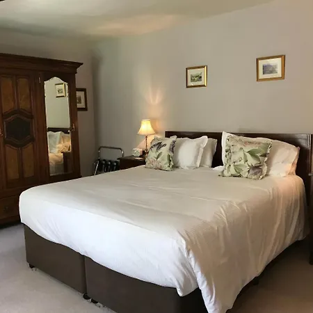 Bed & Breakfast Walker Ground Manor 5*