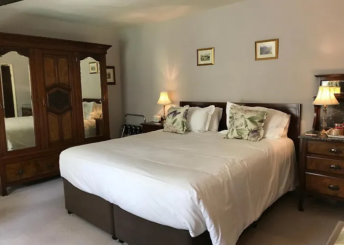 Bed & Breakfast Walker Ground Manor 5*